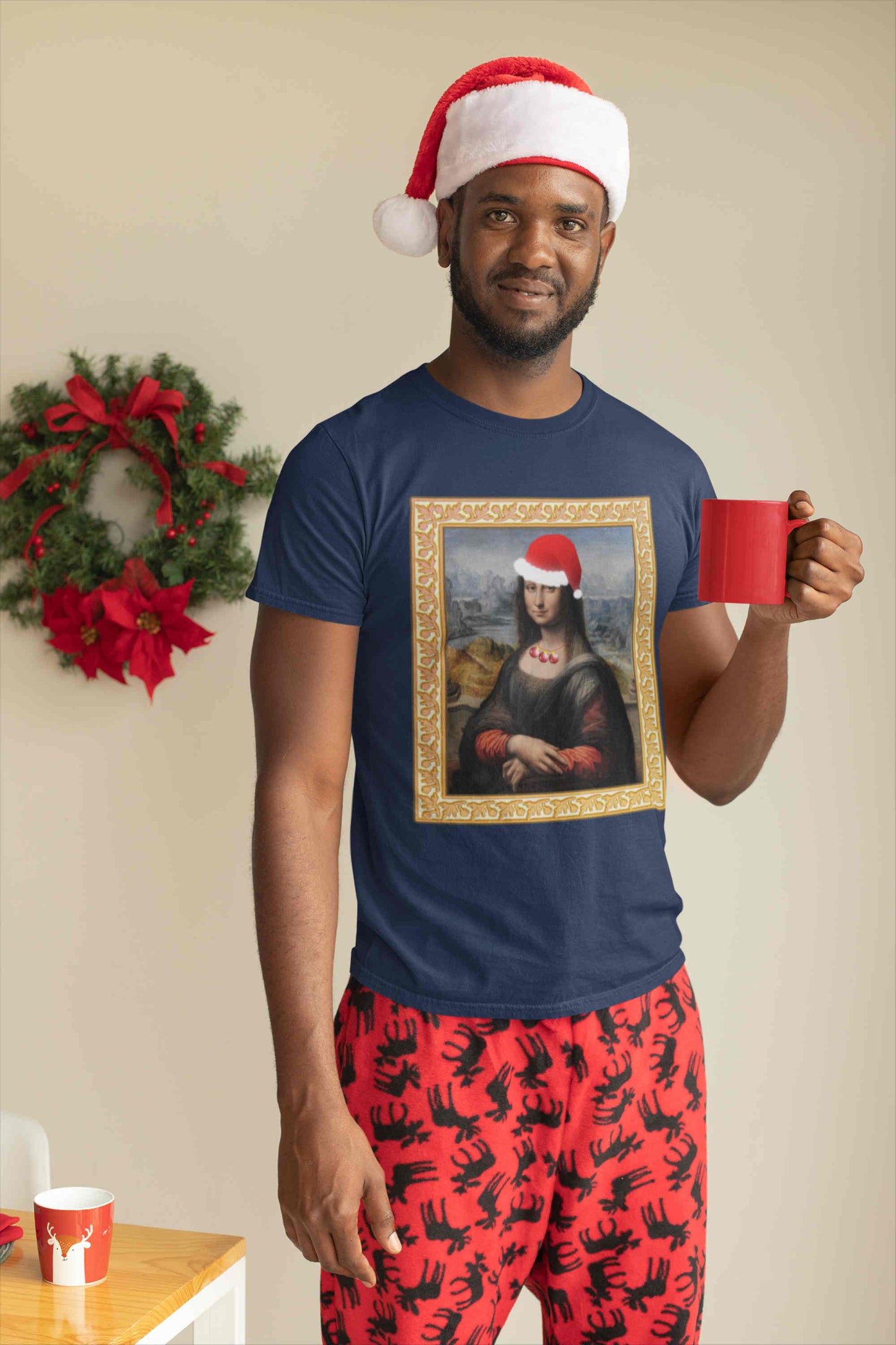 Merry Mona Christmas Short-Sleeve Unisex T-Shirt