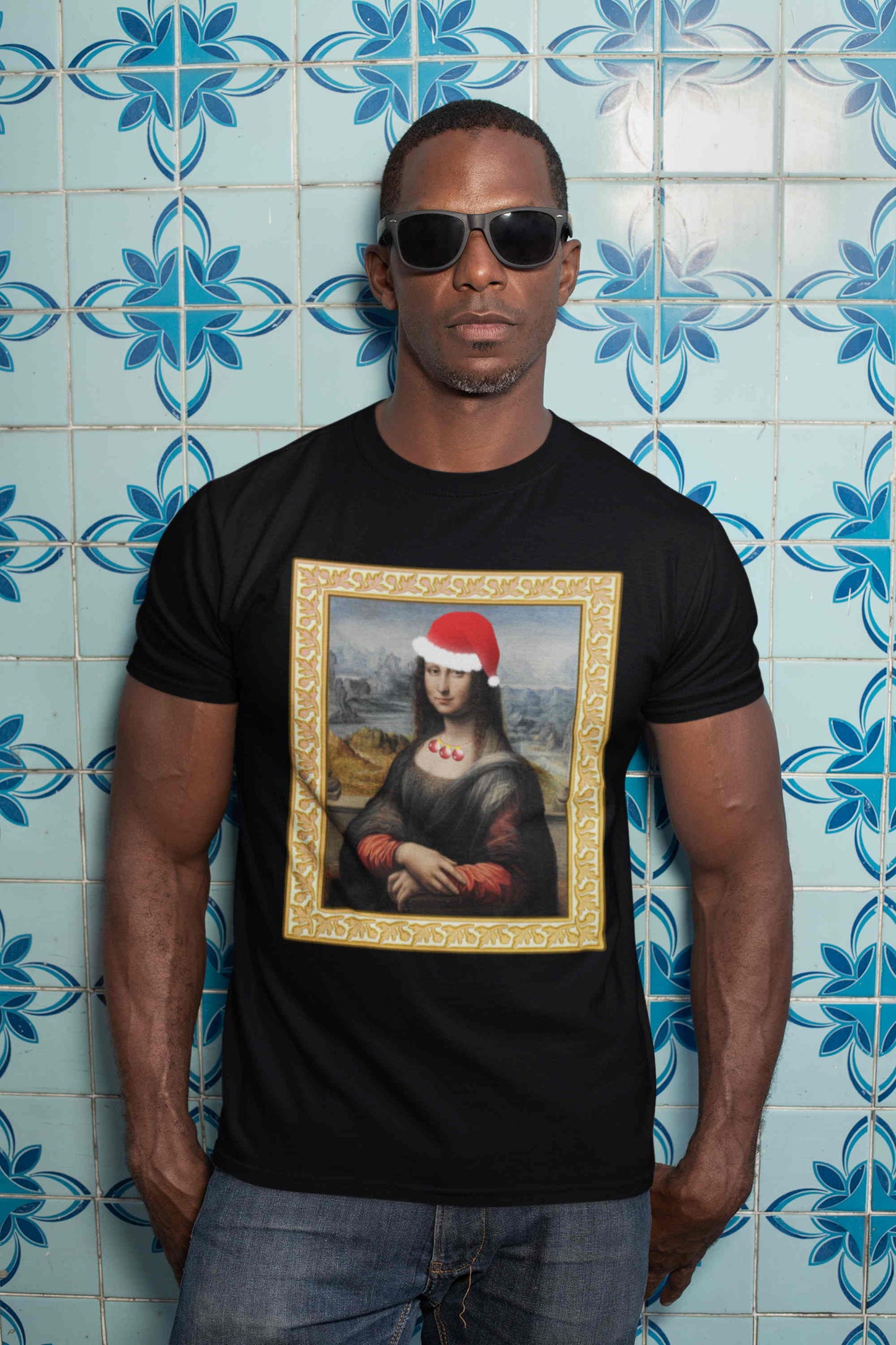 Merry Mona Christmas Short-Sleeve Unisex T-Shirt